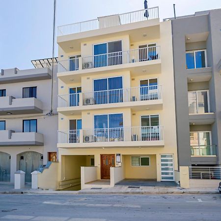 Summer Breeze 3 Bedroom Family Maisonette With Sunny Terrace In Mellieha - By Getawaysmalta Экстерьер фото