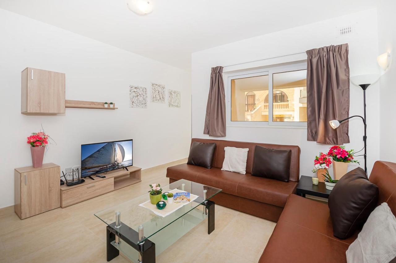 Summer Breeze 3 Bedroom Family Maisonette With Sunny Terrace In Mellieha - By Getawaysmalta Экстерьер фото